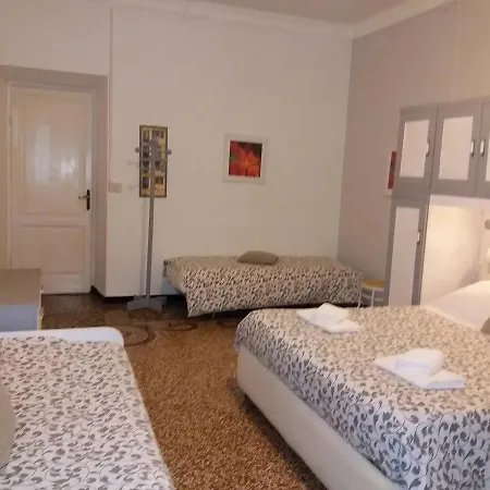 Alojamento de Acomodação e Pequeno-almoço Argentina House