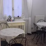 Argentina House Bed & Breakfast Genova